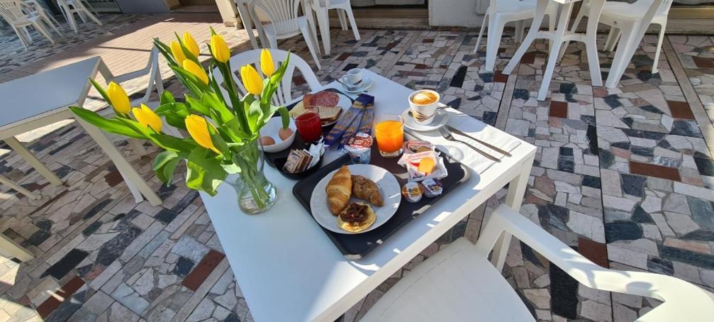 Hotel Franca Misano Adriatico Dış mekan fotoğraf